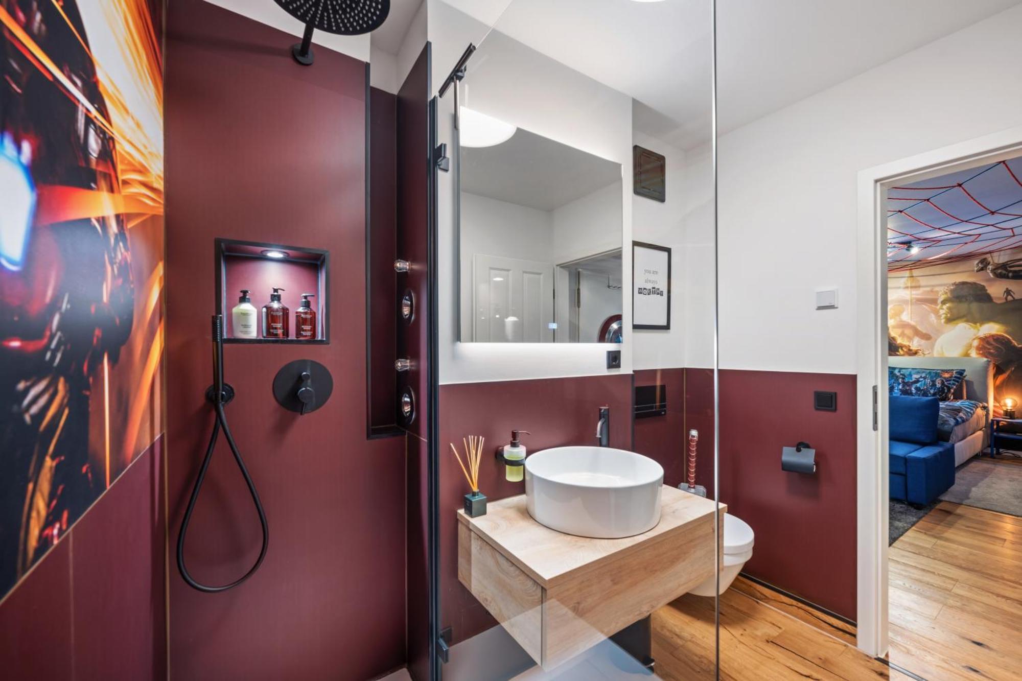 Edler Wohnraum Disney Marvel Studio Mit Balkon, Boxspringbett, Kaffeevollautomat, Lift & Parkplatz Chemnitz Eksteriør bilde