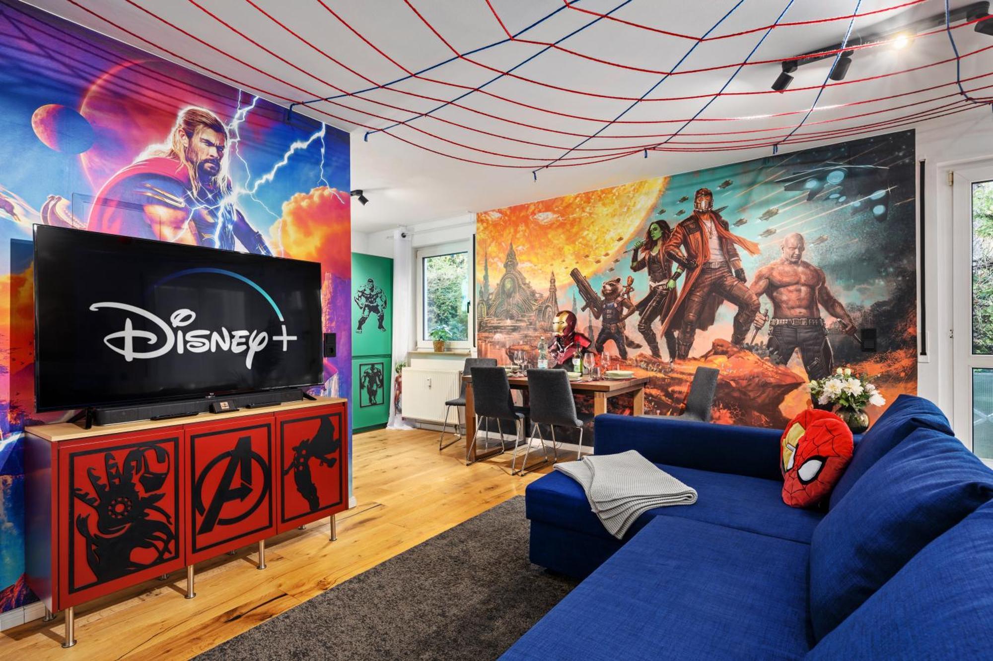 Edler Wohnraum Disney Marvel Studio Mit Balkon, Boxspringbett, Kaffeevollautomat, Lift & Parkplatz Chemnitz Eksteriør bilde
