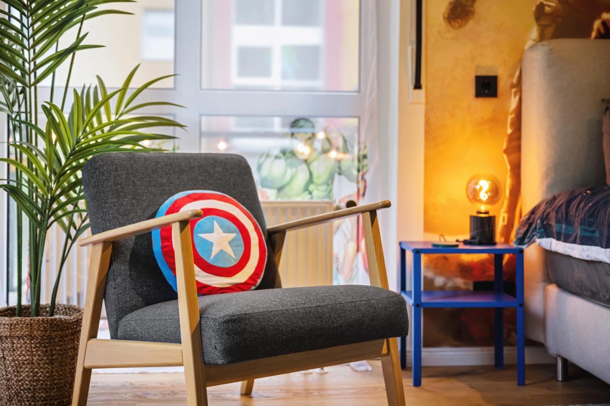 Edler Wohnraum Disney Marvel Studio Mit Balkon, Boxspringbett, Kaffeevollautomat, Lift & Parkplatz Chemnitz Eksteriør bilde